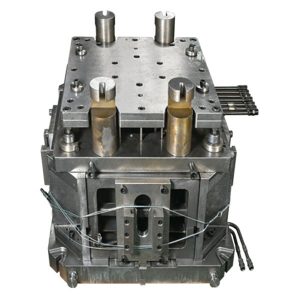 nízkotlaková liatinová forma na náboj kolesa